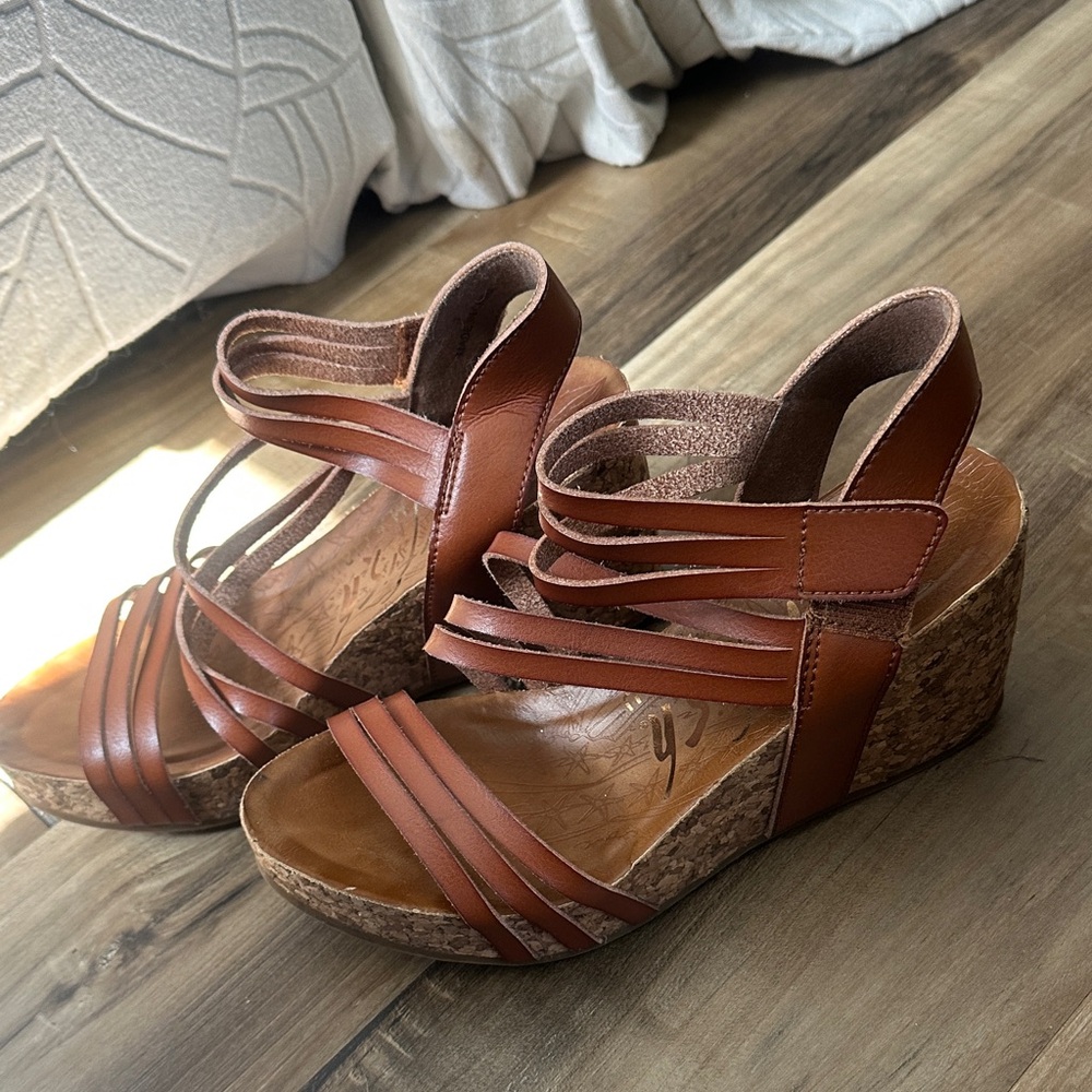 Women’s Tan Strappy Cork Wedge Sandals